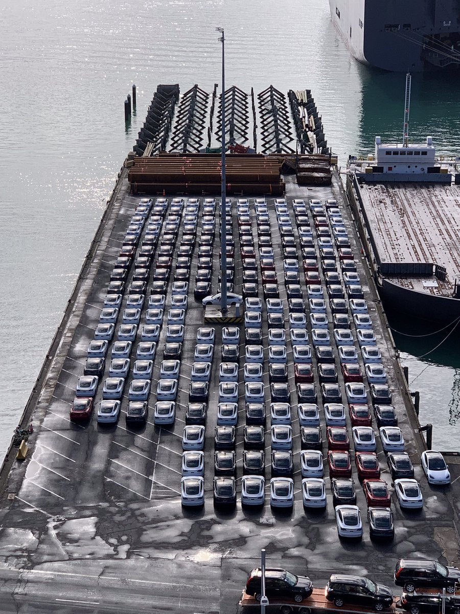 dvint1's tweet photo. @paulbrislen @pippacoom @publicaddress @billbennettnz @GreaterAKL Oh I read it but the downtown car park vs this…
Give me the car park owned by my council anyday…. https://t.co/zUR5t40VvX