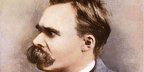 'Az bilen ve az düşünen çok konuşur.' - Friedrich Nietzsche