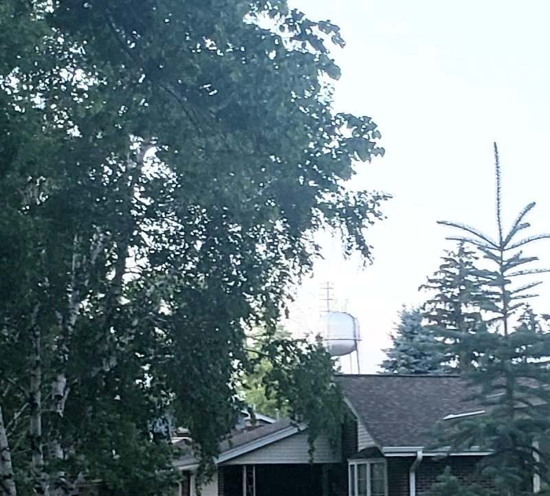kjsigmund's tweet photo. I may not be able to do an #AnxietyRun for a while yet but I tried a short walk tonight. I noticed that you can see the water tower from our block, and that everything is very green. #LittleThings
If anyone has any post-pneumonia return to running protocols, send them my wayπ https://t.co/5zOMsc6uqR