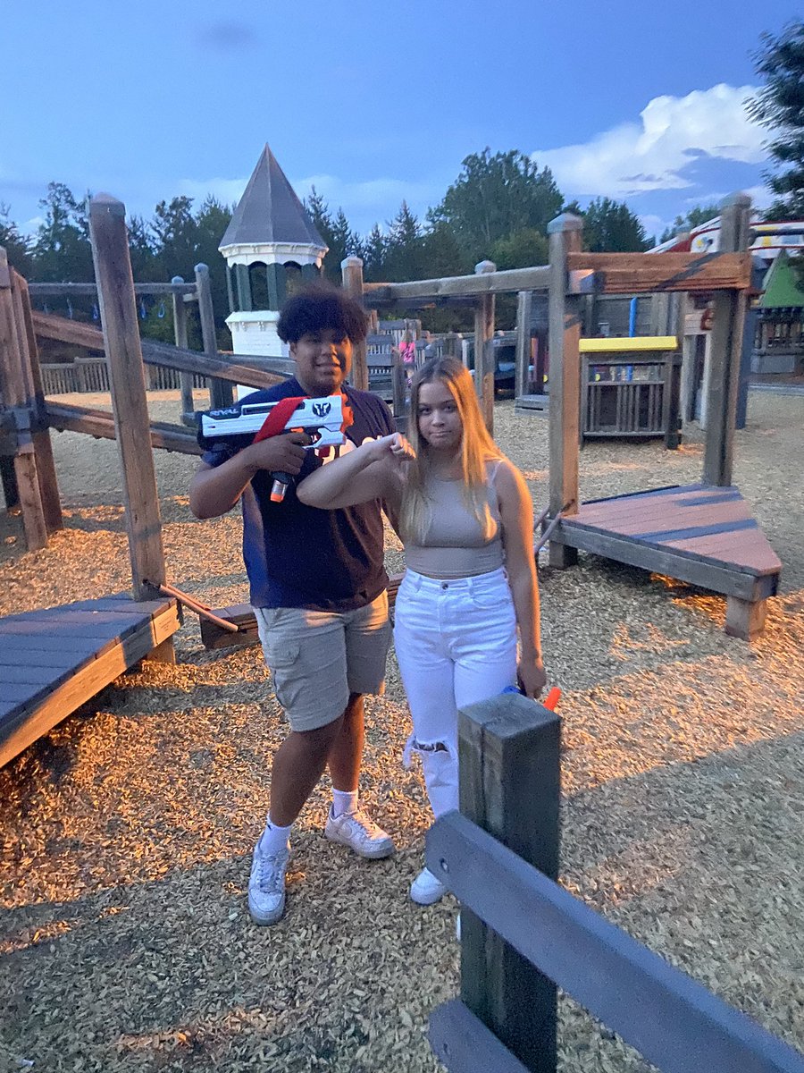 n_simpin's tweet photo. @HHSNerfWar Javon killed Emma 🍤🦐 https://t.co/gr5zY4jmbO