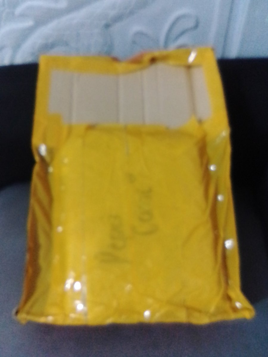 fallingforayaka's tweet photo. @theonceland #ONCELANDFEEDBACKS 

hello dumating na sya hehe ineexpect ko yung fspob sana sa genkit pero ok lang madami dahyun😍 salamat po, sa pagpapacked ng maaus, safe and sound yung lahat ng item, more pa po sa susunod, lapag lang po kau, nakaantabay lang ako 😍 #legit101 https://t.co/zfGdsBfPvS