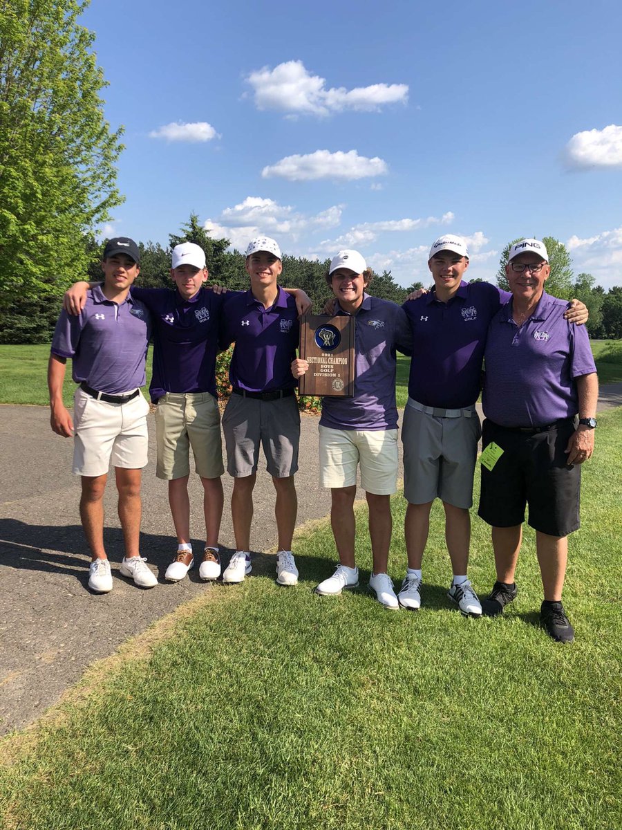 ecmemorialgolf's tweet photo. Old Abes on to State.  Shot 300 at Greenwood Hills in Wausau to earn the right to play at Wild Rock in Wisconsin Dells.  Well played Old Abes! https://t.co/n5XHrsXAK4