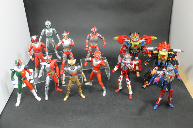エヴォリューショントイ ヒーローアクションフィギュア 円谷プロ編 をずらりと並べてみました T Co N6tf4btehp Twitter