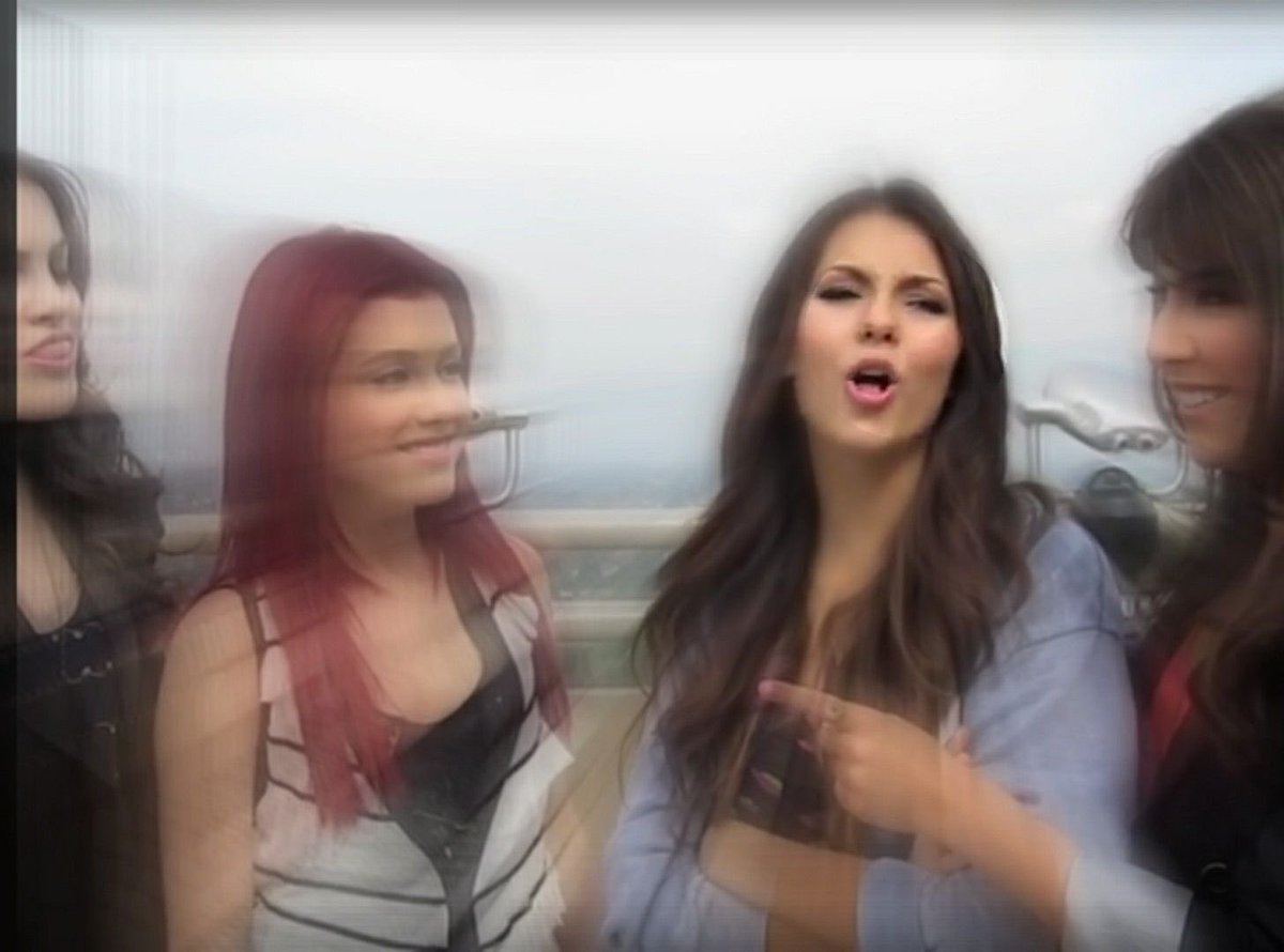 MagicalPotato7's tweet photo. I think we ALL felt uncomfortable watching this episode we ALL— #CruelSummer https://t.co/Pb4Yj4unoB