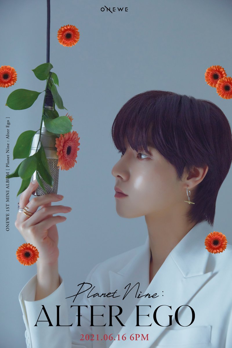 official_ONEWE's tweet photo. [#ONEWE] 

ONEWE 1ST MINI ALBUM
[Planet Nine : Alter Ego]
 
2021.06.16 6PM RELEASE✔ 

🔸 SPECIAL CONCEPT PHOTO 🔸

▫ YONG HOON ▫
▫ KANG HYUN ▫
▫ HA RIN ▫

#원위 #용훈 #강현 #하린
#PlanetNine_AlterEgo https://t.co/GKeop1zhxp