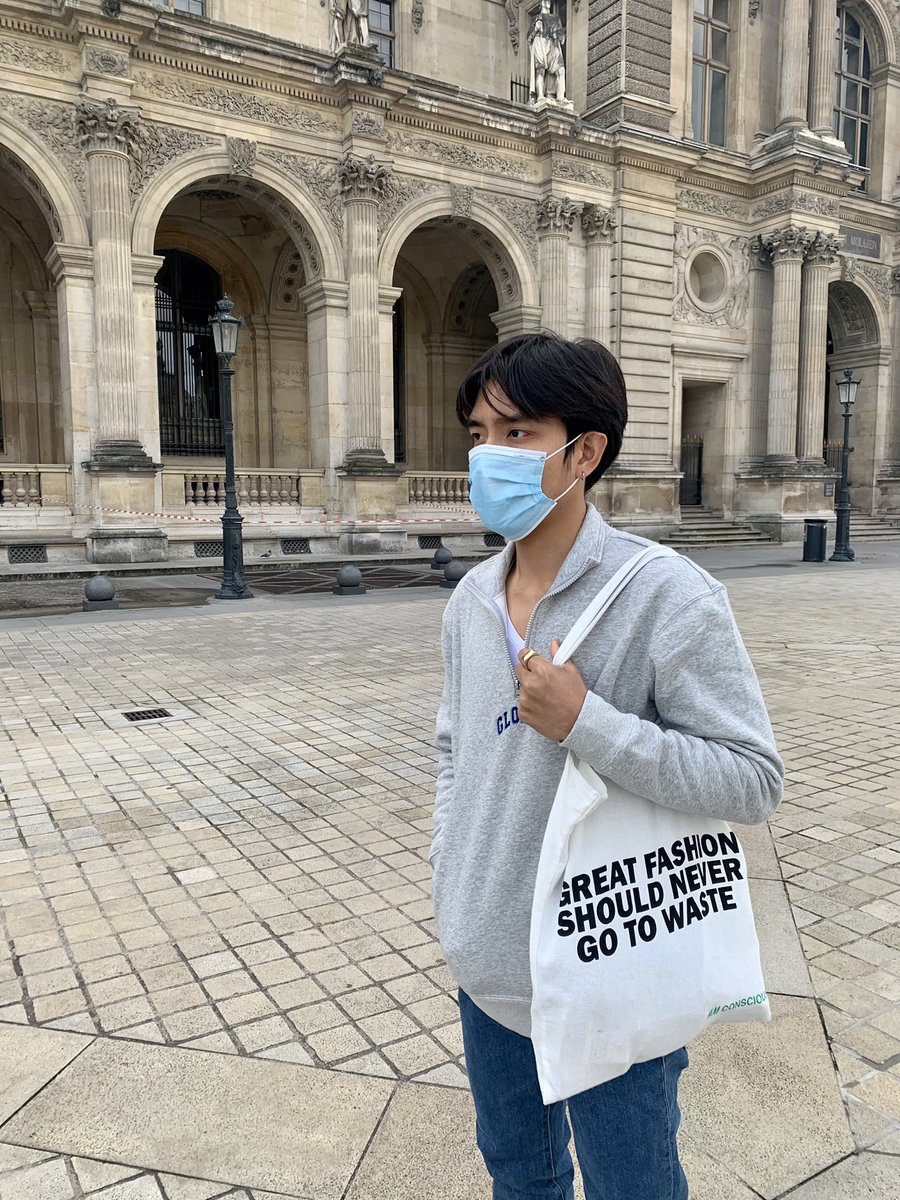 ralphhmalibunas's tweet image. missing lourve museum 🇫🇷