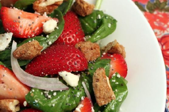 Spinach Strawberry Salad Read more : shefhat.com/lang/en/dish/s… #salad #food #foodie #lunch #dinner #healthyfood #healthy #fresh #togo #yummy #vegan #instafood #delicious #chicken #foodstagram #foodphotography #homemade #vegetarian #yum #local #tasty #healthylifestyle #foodgasm