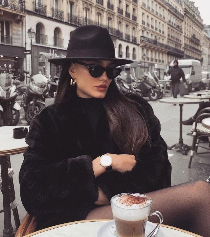 ward___'s tweet photo. “ مغامرتي هي رغبتي بأن أجعل حياتي فنًّا وتجربة وجودي قصيدة “ https://t.co/rpaQrL2H8m