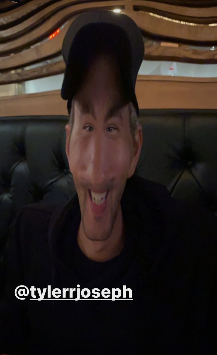 formidableaway's tweet image. help???