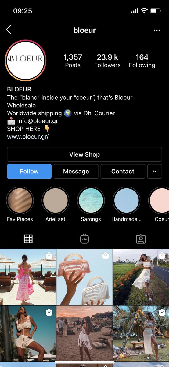 AngelFamushu's tweet image. This  company is using the Maldivian traditional “feyli” on their clothing website and calling it ‘Aria’. @bloeurshop REMOVE it from your site now!!!!