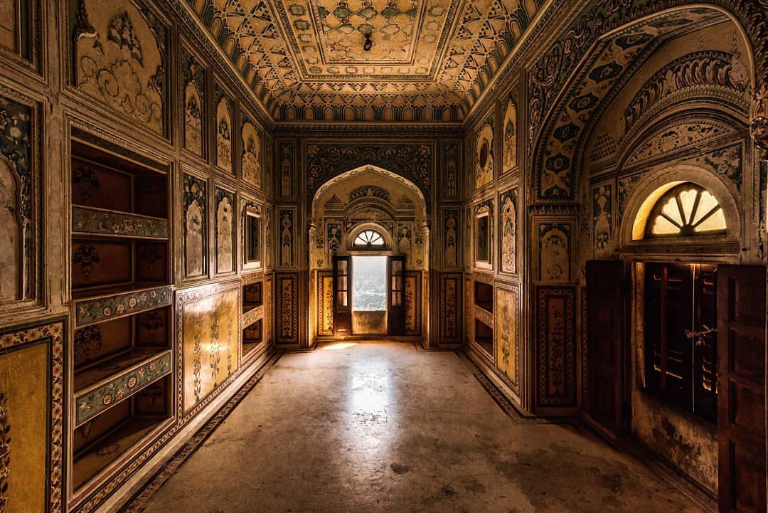 GoSpyad's tweet photo. 📍NAHARGARH FORT 🍁🍂
Follow us @gospyad
Use tag - #Gospyad
📸 Cradits - @sunmanjee
#nahargarhfort 
#pinkcity
#royaljaipur
#beautifuljaipur
#jaipurphotography
@tripsavvy #jaipurclicks #rajasthantourism  #jaipurphotography #beautifuldestinations #iamatraveler #jaipurcityview https://t.co/SQxIeL7nre
