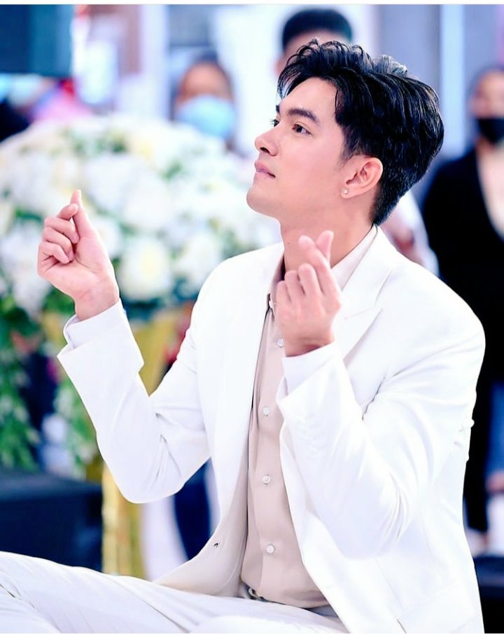 Adihxc's tweet photo. ความน่ารักมีอิธิพลต่อใจขออนุญาติเจ้าของภาพนะค่ะ #Kemmemeda #เข้มหัสวีร์
Kem  Morning https://t.co/vmmzQiN80s