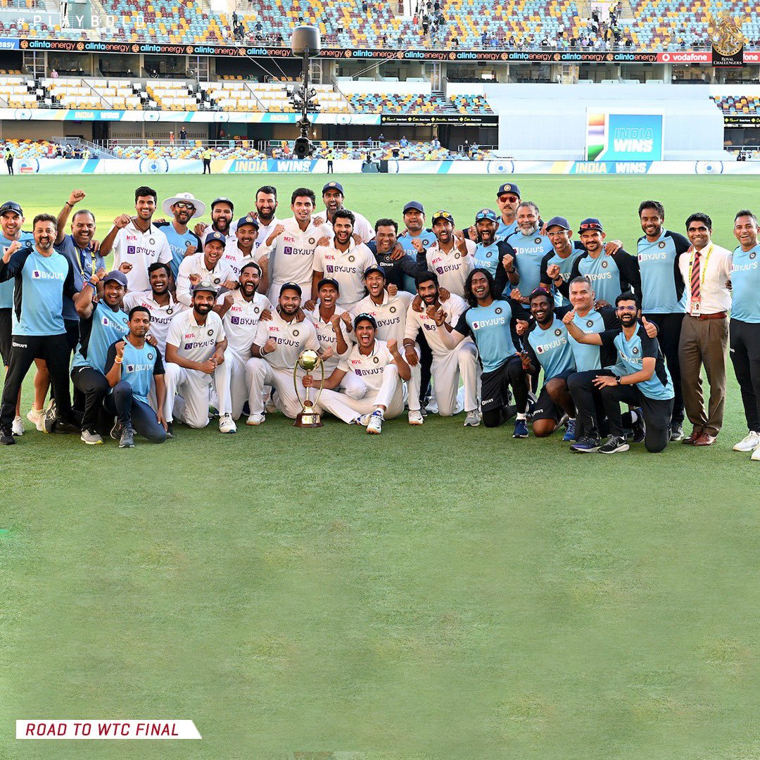 RCBTweets's tweet photo. #RoadToWTCFinal
The victory at GABBA. Enough said. 😎
🇦🇺 v 🇮🇳, 2020, 4th Test.
IND won by 3 wickets.
#PlayBold #TeamIndia https://t.co/DUi959aMTj