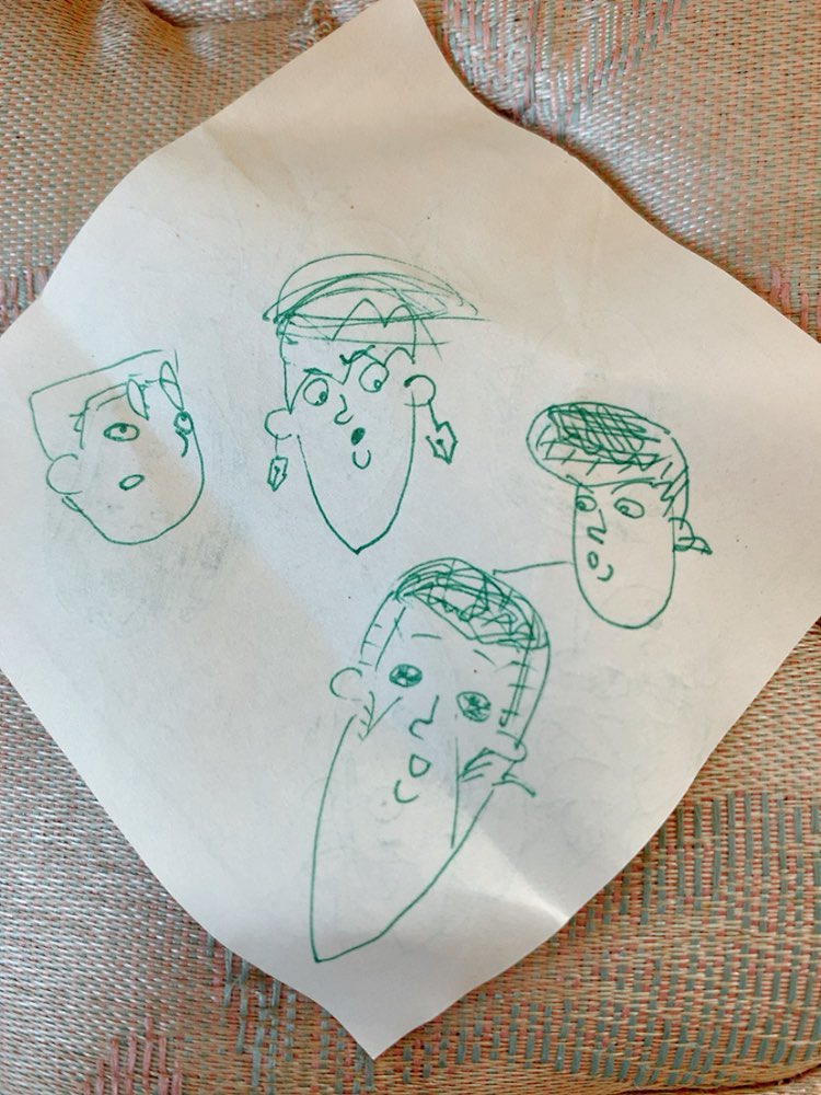 うちの画伯の落書きが絶妙に私のツボを突くせいで捨てられない 