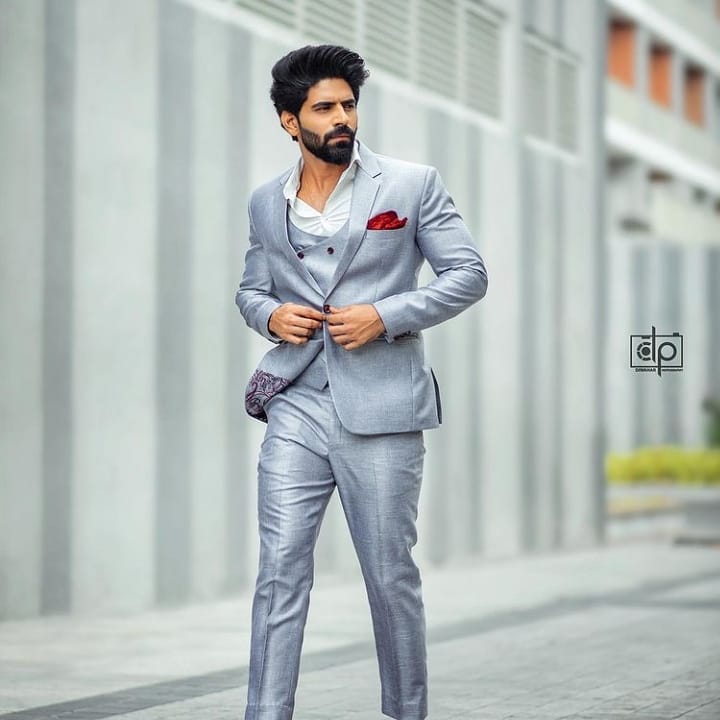 Balajian4's tweet photo. My role model @officialbalakrish he's my inspiration #balajimurugadoss #balakrish #balaking #balafam #balaji https://t.co/17EtITyvNp