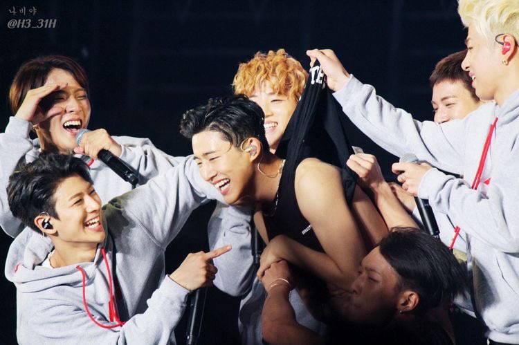 bobbyxhanbin_'s tweet photo. God asked me,
"won't you regret?"
i reply without hesitation, 

"𝘸𝘩𝘺 𝘴𝘩𝘰𝘶𝘭𝘥 𝘪 𝘳𝘦𝘨𝘳𝘦𝘵?" https://t.co/xDfb17eoId