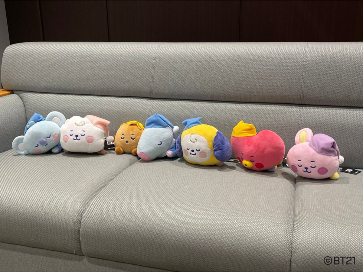 モーリーファンタジー　　BT21おやすみぬいぐるみ　4体セット