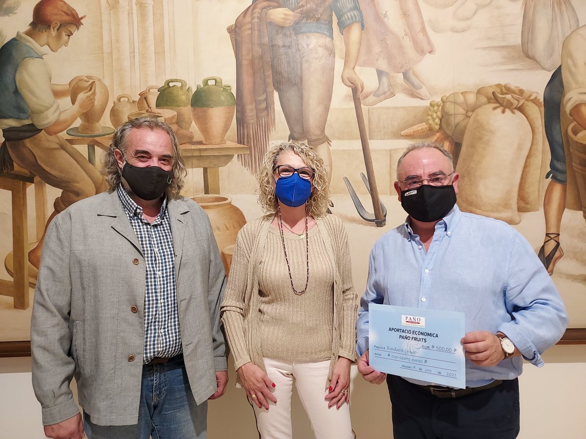 [SOLIDARITAT] L'empresa Paño Fruits (<a href="/panofruits/">PAÑO Fruits</a>) ha fet un donatiu de 500€ a la Fundació Ginac per la tasca d'inclusió social que realitza a #Alcover
Un gest solidari per seguir apostant per les iniciatives que es duen a terme al Mas de Forès i diferents equipaments municipals.