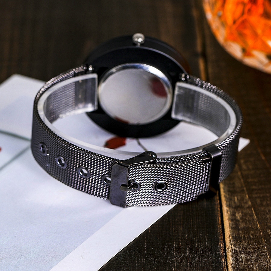 qoobno's tweet photo. Other Creative Watch By Qoobno 
This Creative watch it's available in four colours (Black, White, Pink and Blue) with a black mesh bracelet!

Free Shipping  🆓 📦
https://t.co/14QhbMLdgh

#findyourstyle #watch #qoobno #watches #watchlovers #watchoftheday https://t.co/1UOieeTzcb