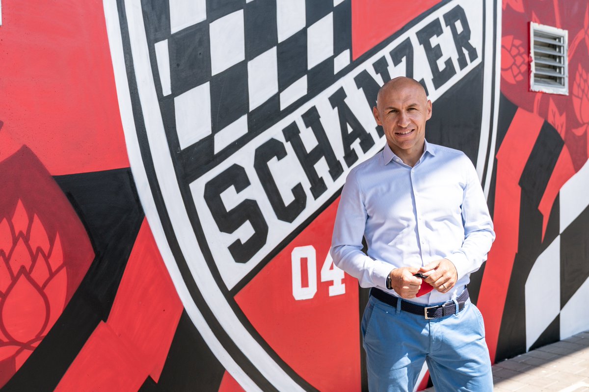 SPORT1_PR's tweet photo. Die @Schanzer steigen auf – und #MatchIQ steigt ein: Unsere Event- und Sportberatungs-Agentur, die wie @SPORT1 zur SPORT1 MEDIEN Gruppe gehört, begleitet den #FCIngolstadt in die 2. Bundesliga. #Schanzer #FCI Alle Infos & Statements: https://t.co/mjmv9xF0hr https://t.co/J32TG24ajy