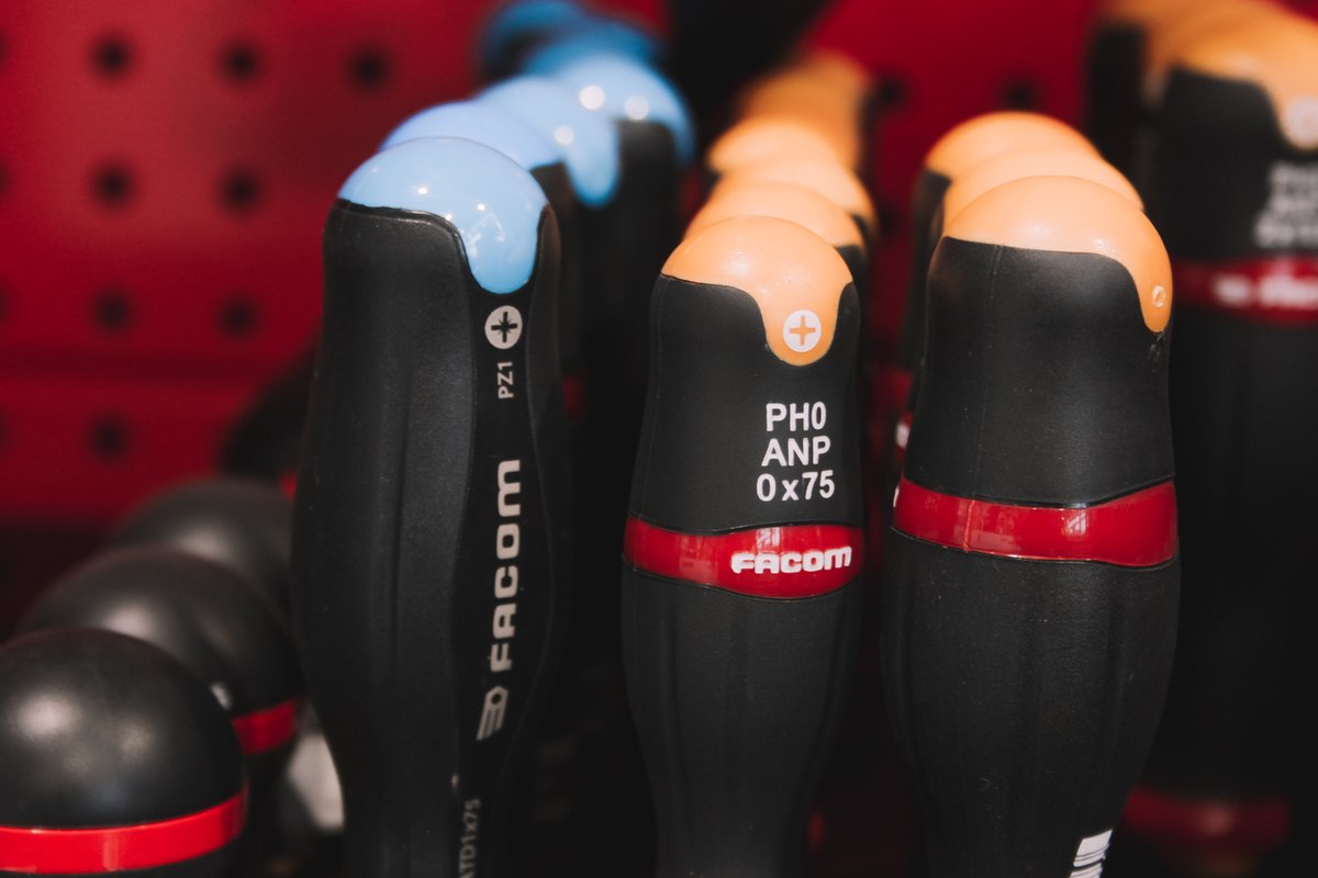 #FACOM, líderes en fabricación de herramientas de mano. 
#suministrosindustriales #suministroszadorra #vitoriagasteiz