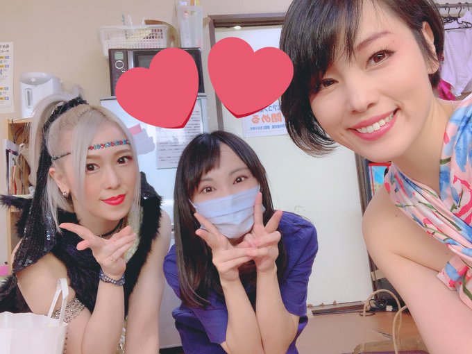 里奈ねえが来てくれました😍❤️同期❤️ https://t.co/oyj6IrkliV