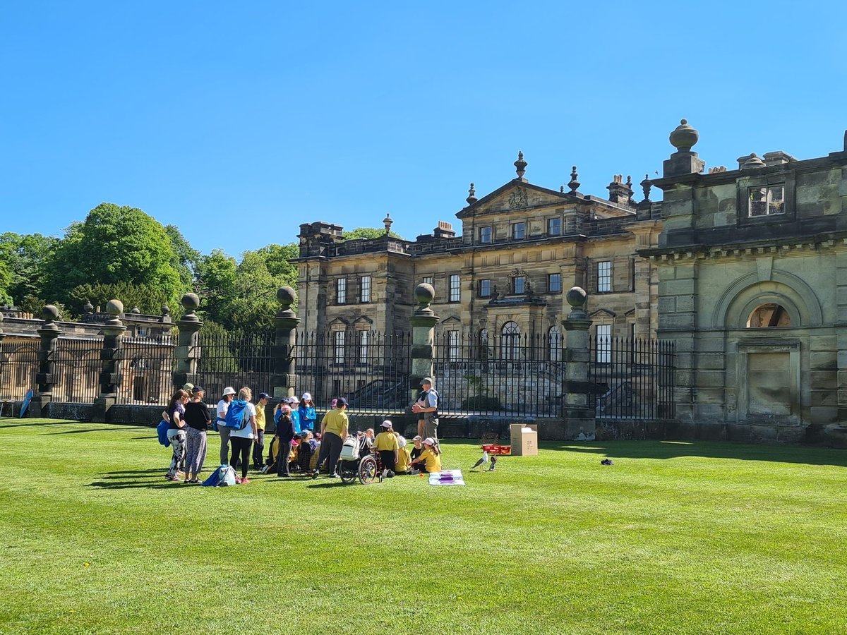 COUNTRYSIDE LEARNING

<a href="/nymmo_uk/">NYMMO</a>  gamekeepers at Duncombe Park Countryside Learning education days.  For the next two days, alongside partners like the NFU and National Park, they will be educating over 300 children.

<a href="/BASCNorth/">BASC North</a> are at the event and supporting the initiative.