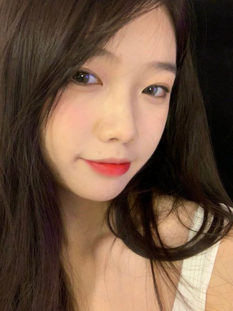 luuuuuu99's tweet photo. 我喜欢你 你能入个门槛 我们深入交流吗 https://t.co/aQUdF0UVGu