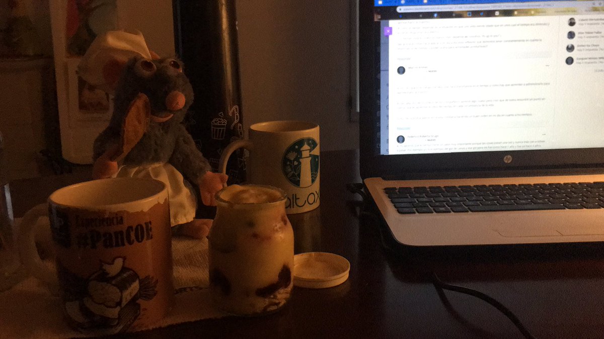holapancoe's tweet photo. Desayunando #pancoe17 !! #BuenosDias!! Hoy volvemos x #MAZ🧡 #AMOR https://t.co/YpYIr78JfO