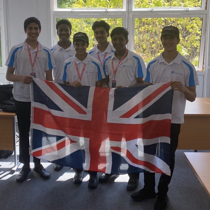 St. Olave's Grammar School tweet media