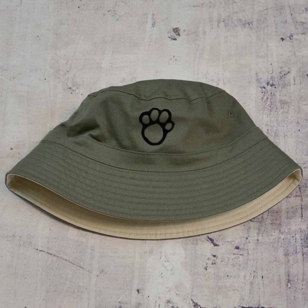 MoonDoggys's tweet photo. Reversible bucket hats for the double win! https://t.co/qYR8jeW7Rr