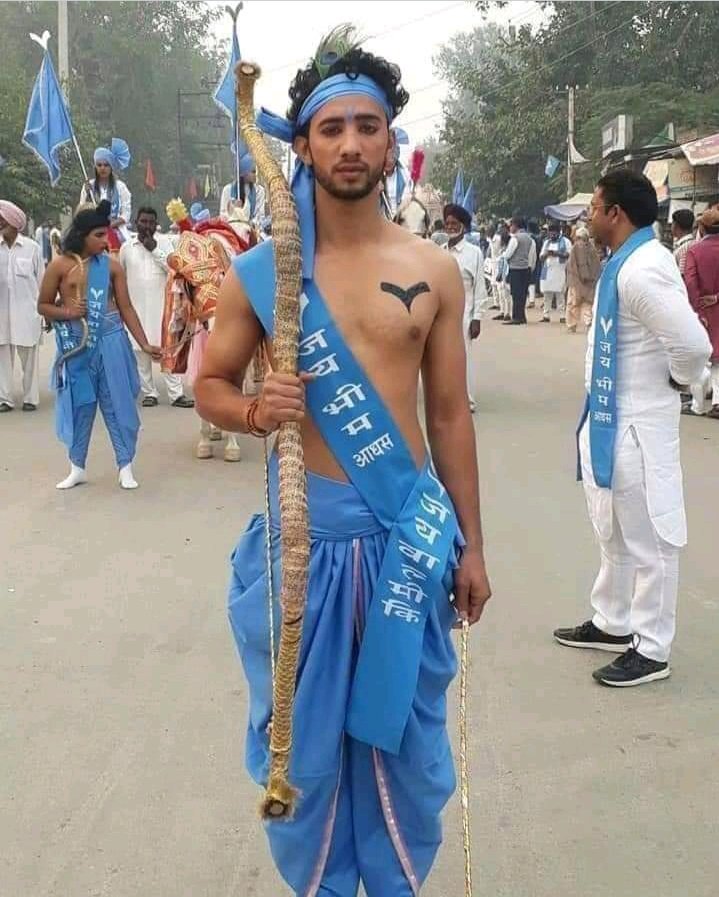 kherwal_subham's tweet photo. वीर कामेश का कतल होना पूरी कौम के लिए ना पूरी होने वाली कमी है , समाज ने एक और मिशनरी , शिक्षित, स्टेट बॉक्सिंग चैंपियन व बहादुर  वीर खो दिया। एक बहन की इज्जत बचाने के लिए हुए झगड़े में तेजधार हथियार से वीर कामेश को जख्मी किया गया । 
ईश्वर परिवार को इस समय शक्ति प्रदान करें। https://t.co/PimYjSK4ur