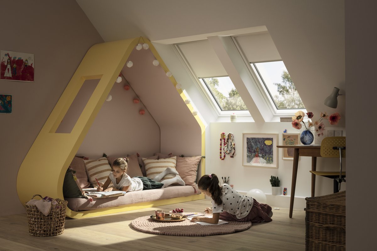 VELUXRW's tweet photo. We all want to create the perfect living environment for our little wonders. Find inspiration for creating a healthy home where your children can grow, learn and enjoy life here 👉  https://t.co/rz6aeb1s5a #housebuilders #architecture #VELUX https://t.co/FOVsLwEXv0