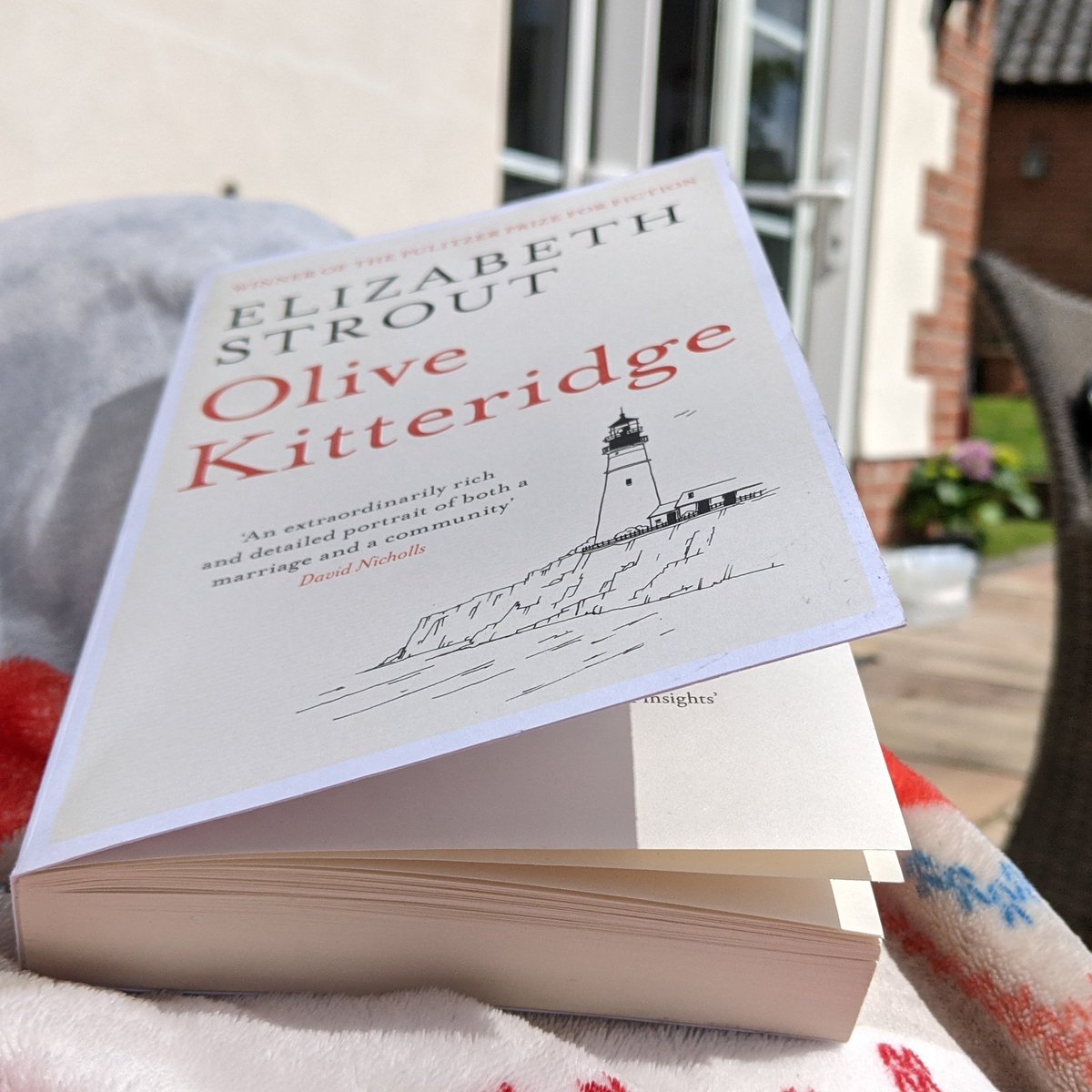 macbeckyton's tweet photo. It took me a really long time to get to Olive Kitteridge by Elizabeth Strout and now I can't wait to read Olive, Again. I think it is perfect. It's like a heartfelt literary soap opera, in the best possible way. I laughed, cried and by the end, I really wanted to move to Maine. https://t.co/Dtn9GzGLLp