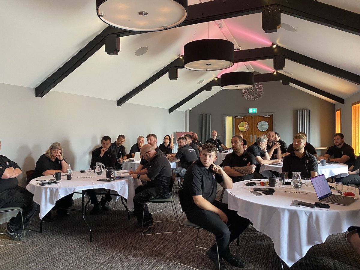 Mechanical Team Toolbox Talk this morning at <a href="/exetergcc/">Exeter Golf & Country Club</a> - awesome to have so many of our team together 👍🏼 #teamworkmakesthedreamwork #buildingafuturewithyou