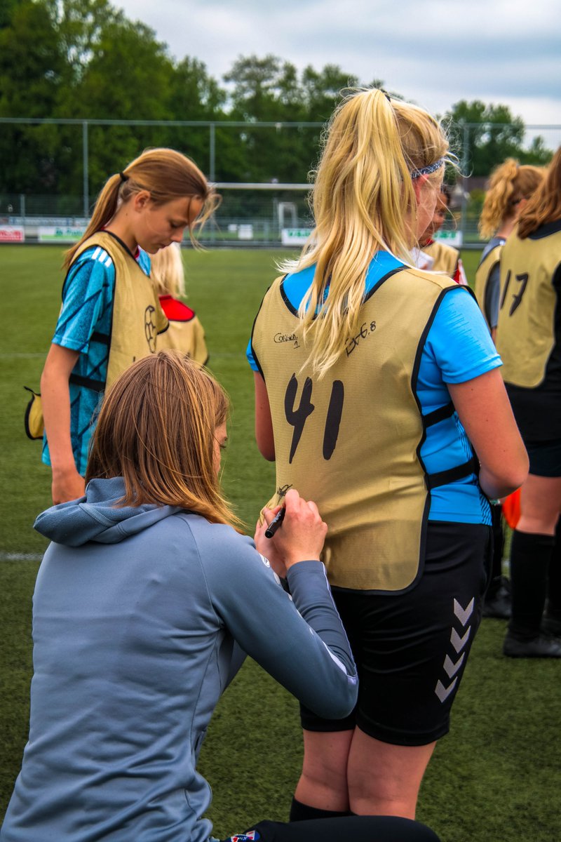 De mooiste foto's van de #TeamLaLeagueFinals!  🤩

Deel II ➡️ <a href="/SCHVrouwen/">sc Heerenveen Vrouwen</a>

#TeamLaLeague