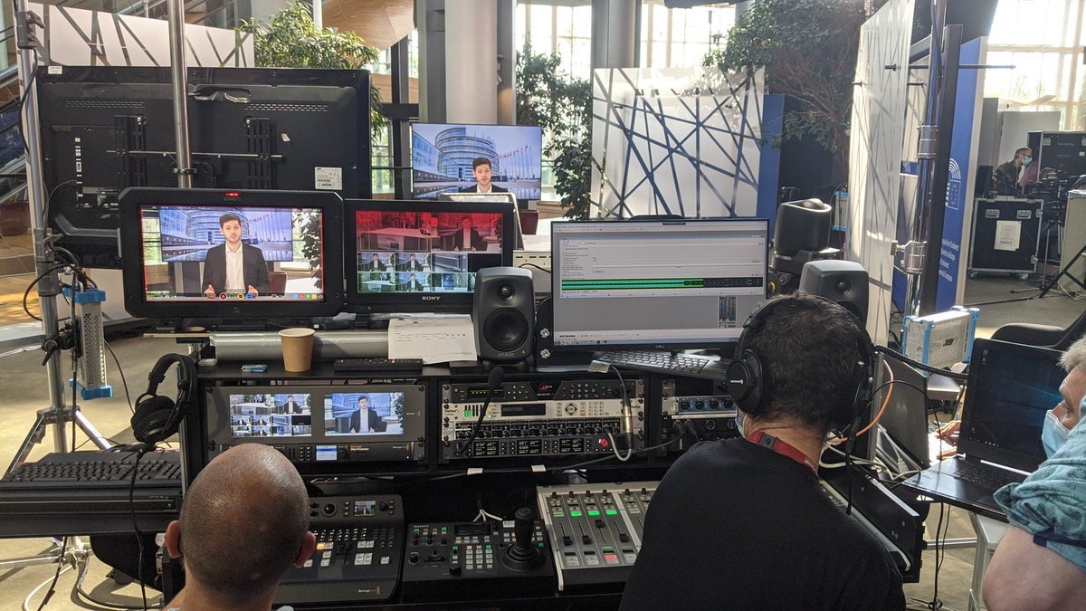 RadioSENSATIONS's tweet image. 🇪🇺 @Hug0Casa au parlement européen de #Strasbourg. Dès samedi à 19h, retrouvez un nouveau numéro de #ZoneEurope sur @RadioSENSATIONS en #Normandie et en #IledeFrance, et sur @TV78Officiel