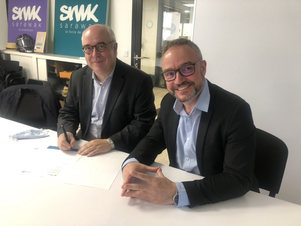 FlorencePinon3's tweet image. Signature de la convention de partenariat avec @Entreprendre92 en son Président Guy Maindiaux et @BP_RivesParis représentée par Jean Chauvet et @antignac_ch . Les 2 autres @BanquePopulaire de la @iledefrance ci-signataires @BRED_BP et @BPValdeFrance @RsoEntreprendre