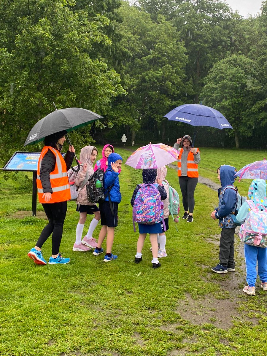 We won't let the rain stop us walking to school! The walking bus had lots of children all wrapped up and ready to go for their first departure this morning! Well done everyone!  <a href="/GreenSchoolsIre/">Green-Schools</a> <a href="/AnTaisce/">An Taisce</a> <a href="/CorkHealthyCity/">Cork Healthy Cities</a>