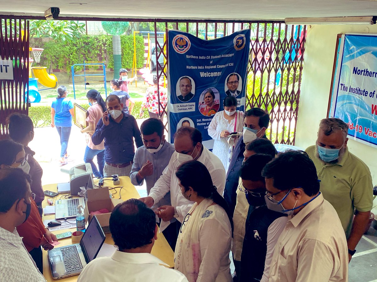 bjpvivekreddy's tweet photo. Heartfelt Thanks to MP, New Delhi #DeshKiBeti @M_Lekhi Ji for taking out time to inaugurate the #MegaVaccinationDrive organised by NIRC, ICAI in Delhi. Ma’am,It was great to have you among us at the event today. https://t.co/QVhlYYUWOZ