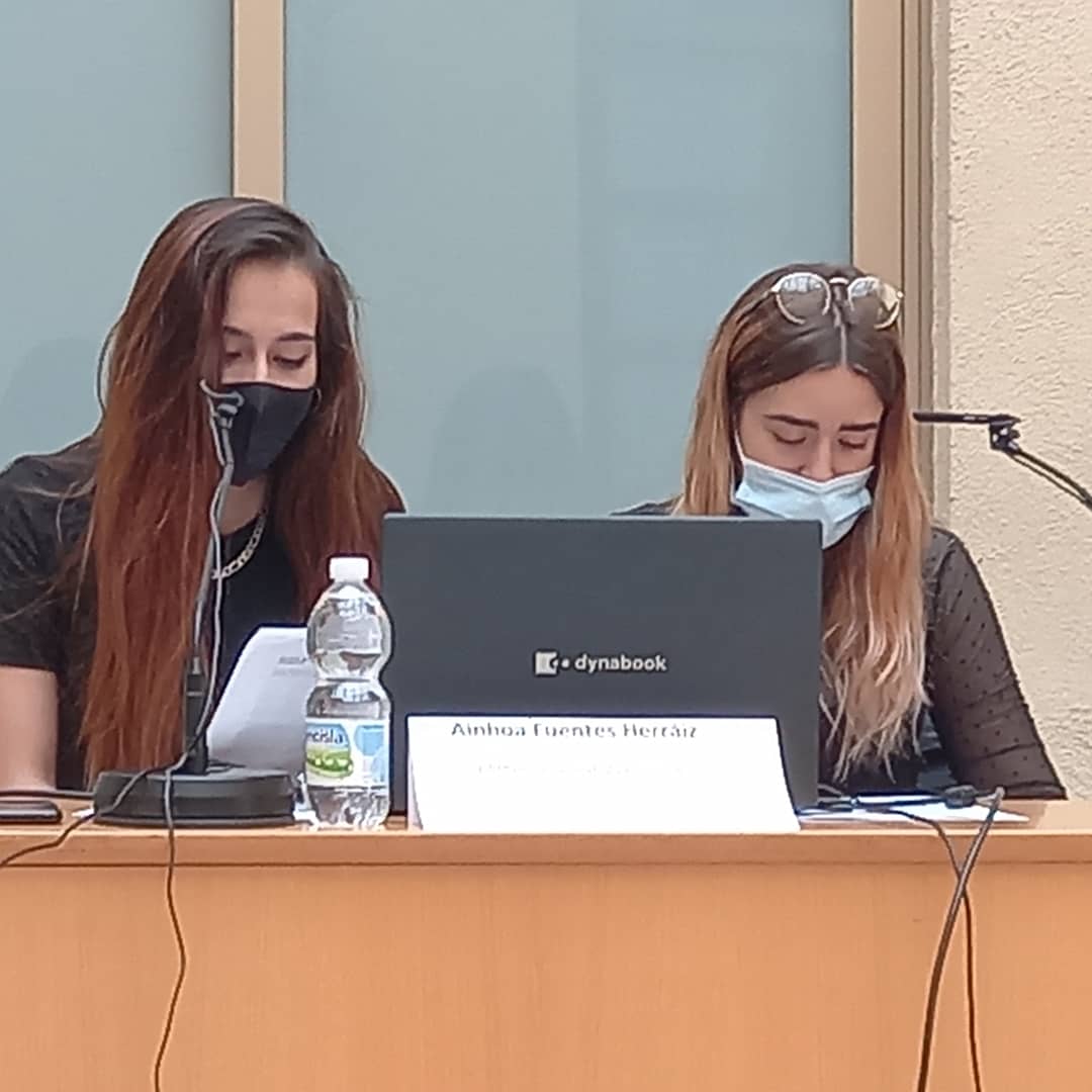 ini_solidaries's tweet photo. Jóvenes de Iniciatives Solidàries participarán a lo largo de esta mañana en el Seminario "Situación  socioeconómica y laboral de la juventud vulnerable debido al impacto de la COVID-19" de @xarxaeapncv https://t.co/CuUUyToOc9