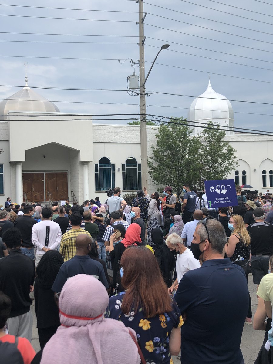 JagsJp2's tweet photo. Our prayers are with our Muslim community during this time of mourning. What a tremendous show of support and solidarity last night. #OurLondonFamily https://t.co/p4GdFPR23X