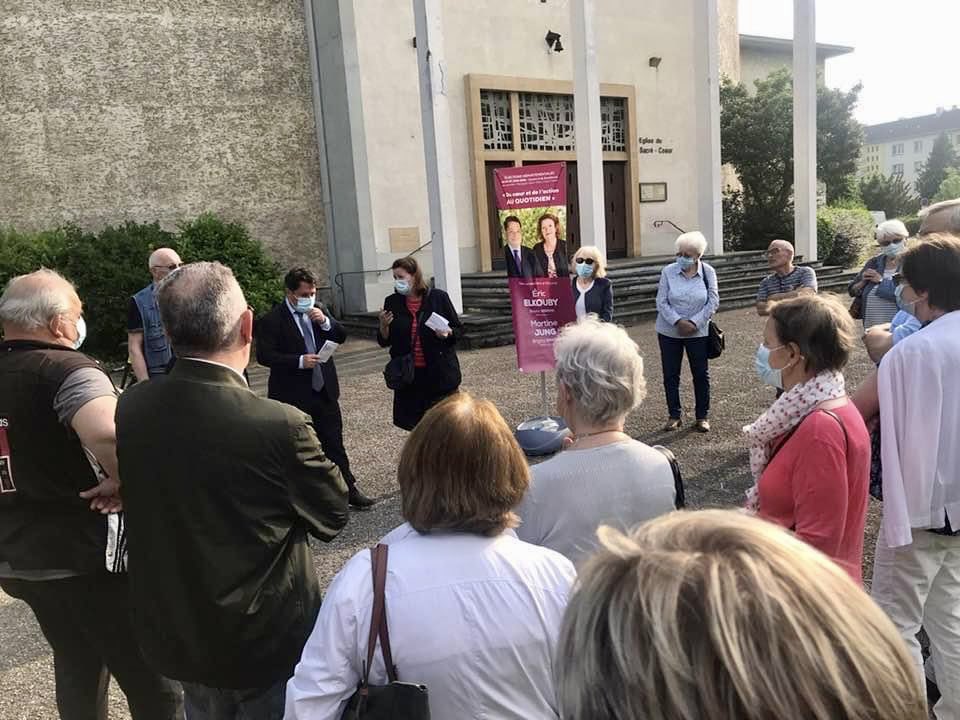 EricElkouby's tweet photo. De bons échanges hier soir pour cette nouvelle #rencontre de campagne !« Du #cœur et de l’#action au #quotidien » n’est pas un slogan mais une réalité ! Avec #EricElkouby et @MartineJung #electionsdepartementales2021  #canton2 #MontagneVerte #Elsau #Koenigshoffen #Gare #Halles https://t.co/spuOgon7zU