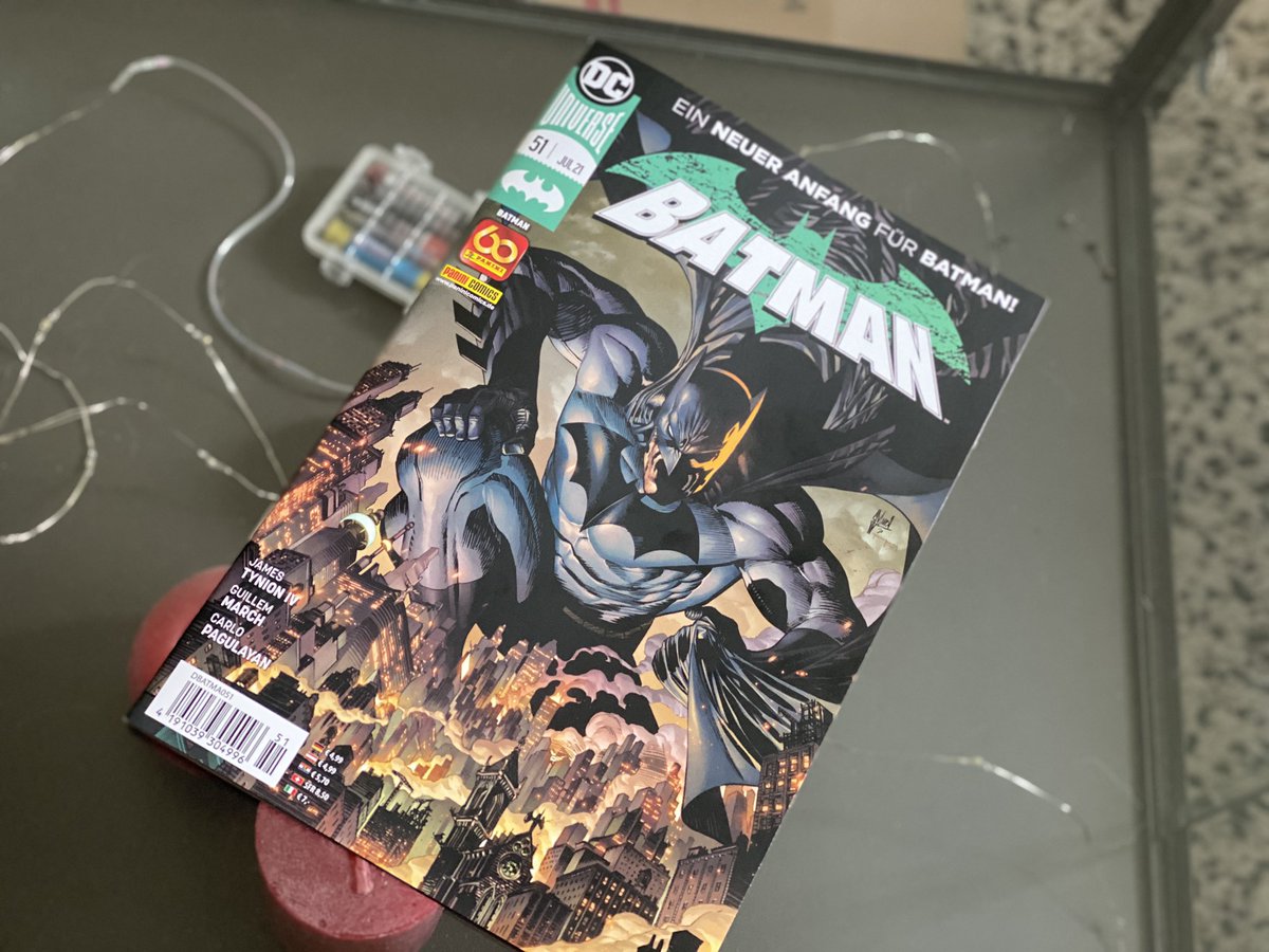 Vincisblog's tweet photo. Ich falle direkt mit der Tür ins Haus: #JamesTynionIV macht mit #Batman was richtig gutes. Die Serie gefällt und unterhält, ohne dabei den #TomKing Batman zu „überschreiben“.
Dazu gibt es einen neuen Helden: #GhostMaker
@PaniniVerlag #comic #comics #comicheft #lesen #dc https://t.co/ebKJp25QiS
