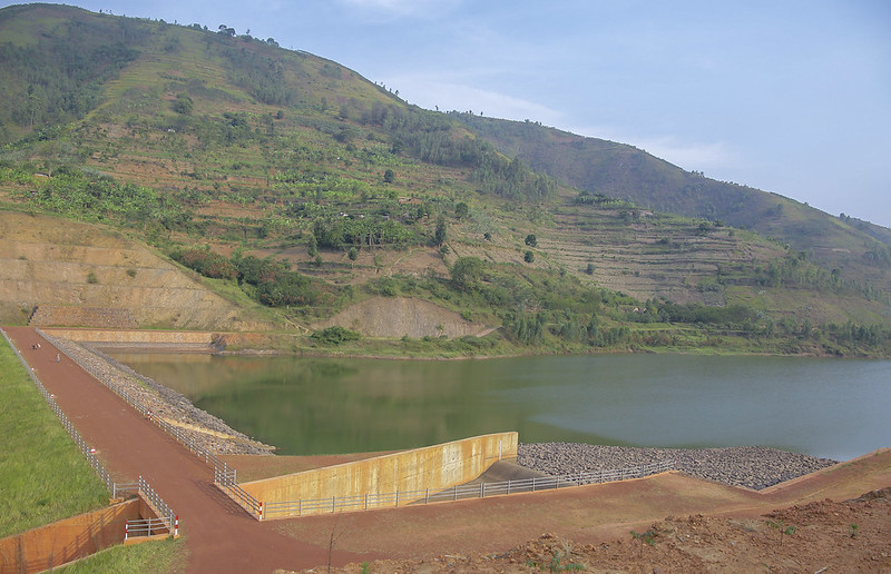 RwandaWater's tweet photo. Activities subject to water use permit:
1⃣Irrigation of a land surface of more than 1 ha;
2⃣Construction of infrastructure on the banks of rivers or lakes;
3⃣Construction of a dam;
4⃣Deviation of a river or any other water body;
Apply now: https://t.co/bJKHjgahfk
#WaterPermit https://t.co/hasL33AWIK