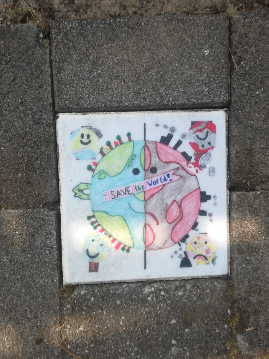 Vanmorgen was de afsluiting @Maaspleinschool groep 7 &amp; 8! Deze klas heeft wel acht tegels gemaakt en om de school heen geplaatst om mensen bewust te maken over duurzaamheid. Wat zijn ze mooi geworden, in samenwerking met @StormUtrecht