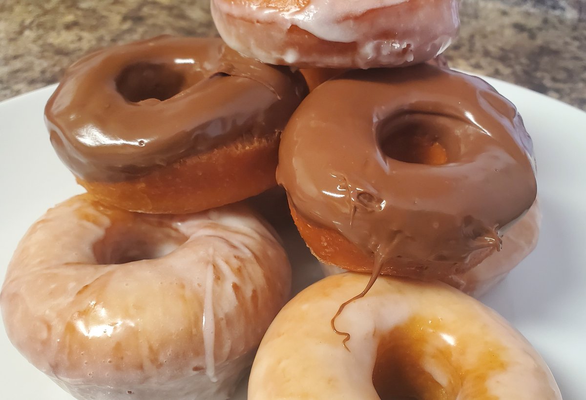 BryonySeries's tweet photo. Sue's Diner: 1970s Doughnut Recipe
#BryonySeries #SuesDiner #doughnuts #sonuts #1970sRecipe #RecipeOfTheDay
https://t.co/mEAAfZoUZP https://t.co/S4ZVcfMbY2