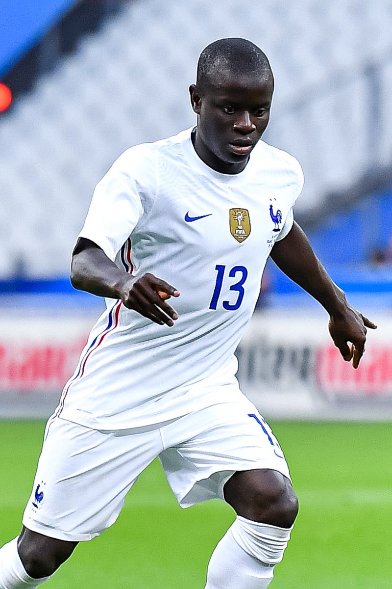 ActuFoot_'s tweet photo. L’équipe de France n’a jamais perdu lorsque Pogba et Kanté ont démarré un match ensemble ! 

🏃‍♂️ 27 matches
✅ 21 victoires
🤝 6 nuls 

Le meilleur duo de milieux du monde ? 🇫🇷 https://t.co/2v7AQT3cSS