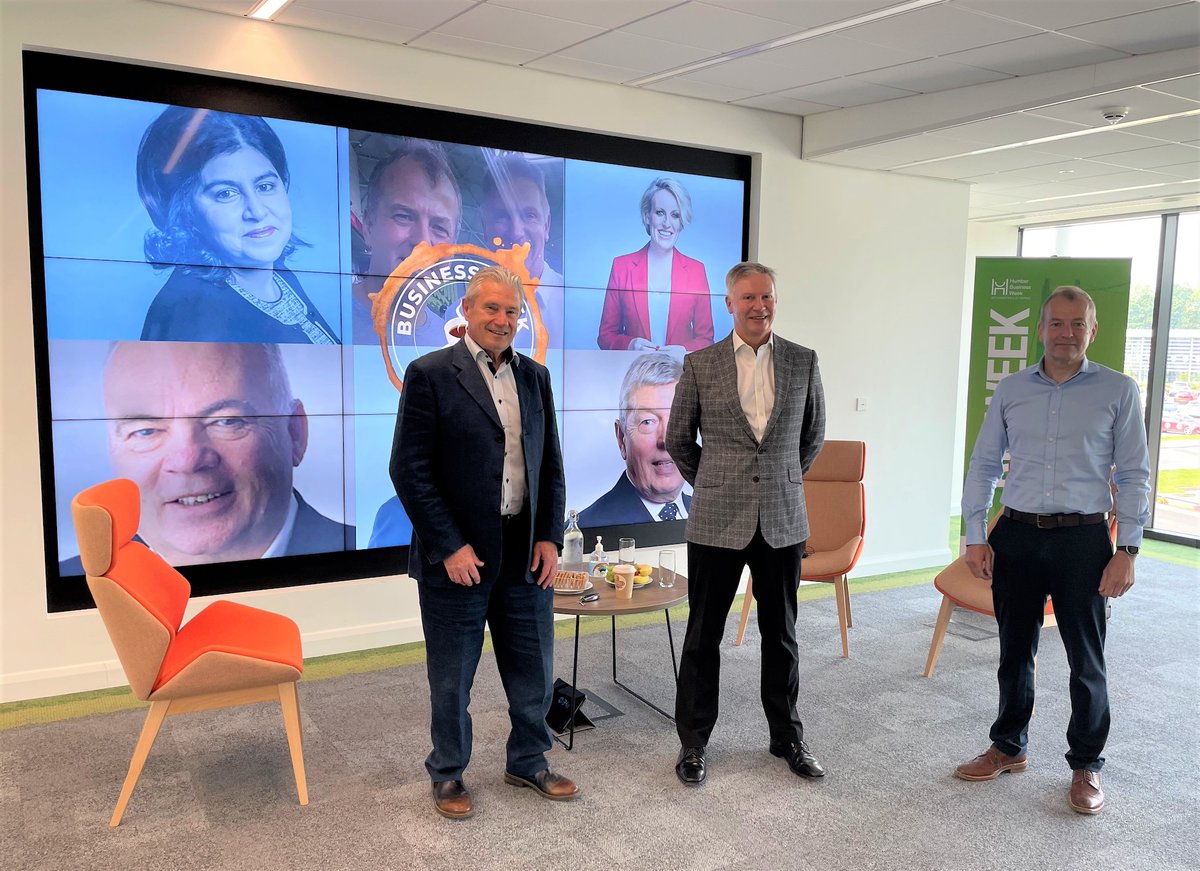 EnigmaGraphics0's tweet image. Sporting leaders go head to head in a highlight of Humber Business Week ow.ly/GG9t50F5K8O @hullisthis #BizWeek