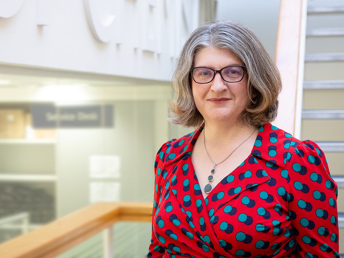 RoySocChem's tweet photo. Dr Helen Pain has been appointed as new permanent @RoySocChem Chief Executive. @helenpain_RSC takes up her role with immediate effect, having held the position temporarily since January 2020. 

Read more ⬇

https://t.co/xgTp4WAtUb https://t.co/oWWQNqb1dE